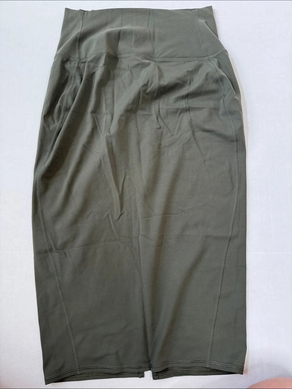 Lululemon Nulu Slim Fit High Rise Skirt Olive Green size 8 - Picture 3 of 12